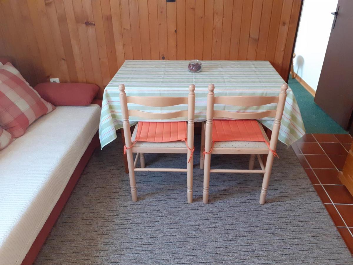 Apartment Simunec Malinska Buitenkant foto