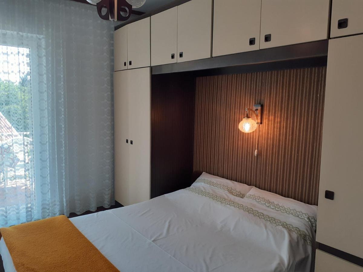 Apartment Simunec Malinska Buitenkant foto